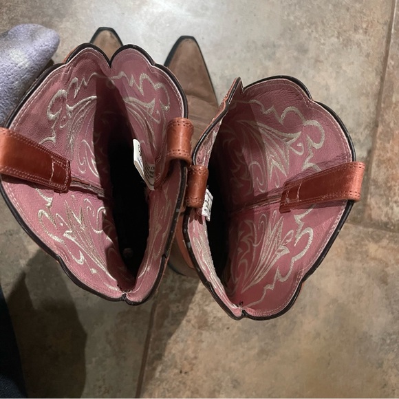 Ariat Women’s 9.5B Brown Rose Coral Leather Pointed Toe Pull On Cowgirl Boots - Picture 12 of 15